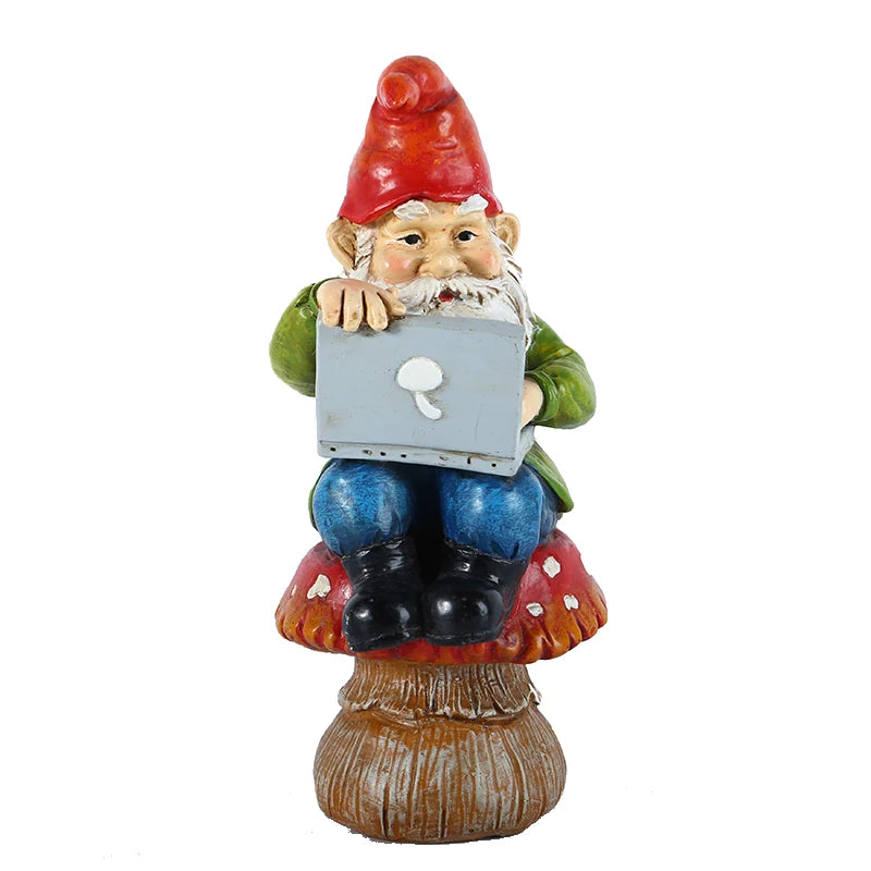 Freche Gartenzwerg-Figur aus Harz – 7 Charaktere für jeden Garten-Typ
