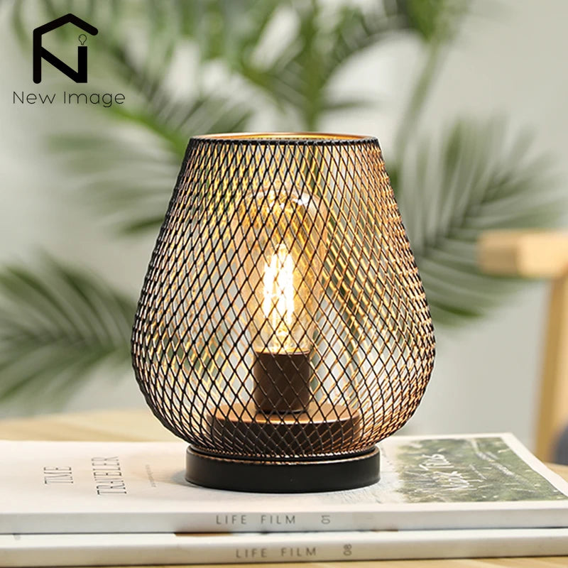 Nordische Metall-Käfig-Laterne mit LED – Kabellose Tischlampe
