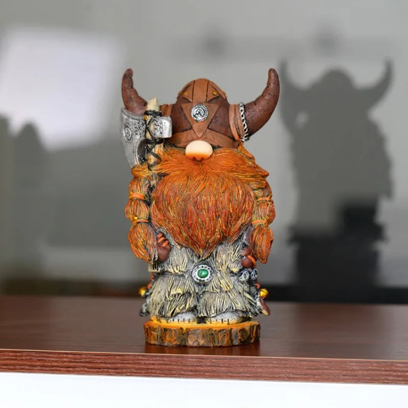 Wikinger-Krieger Figur aus Harz – Dekorative Zwerg-Ornament (19x11x8 cm)