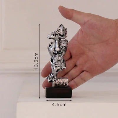 Nordische „Stille ist Gold“ Skulptur – Abstrakte Harz-Figur für modernes Wohnen & Büro