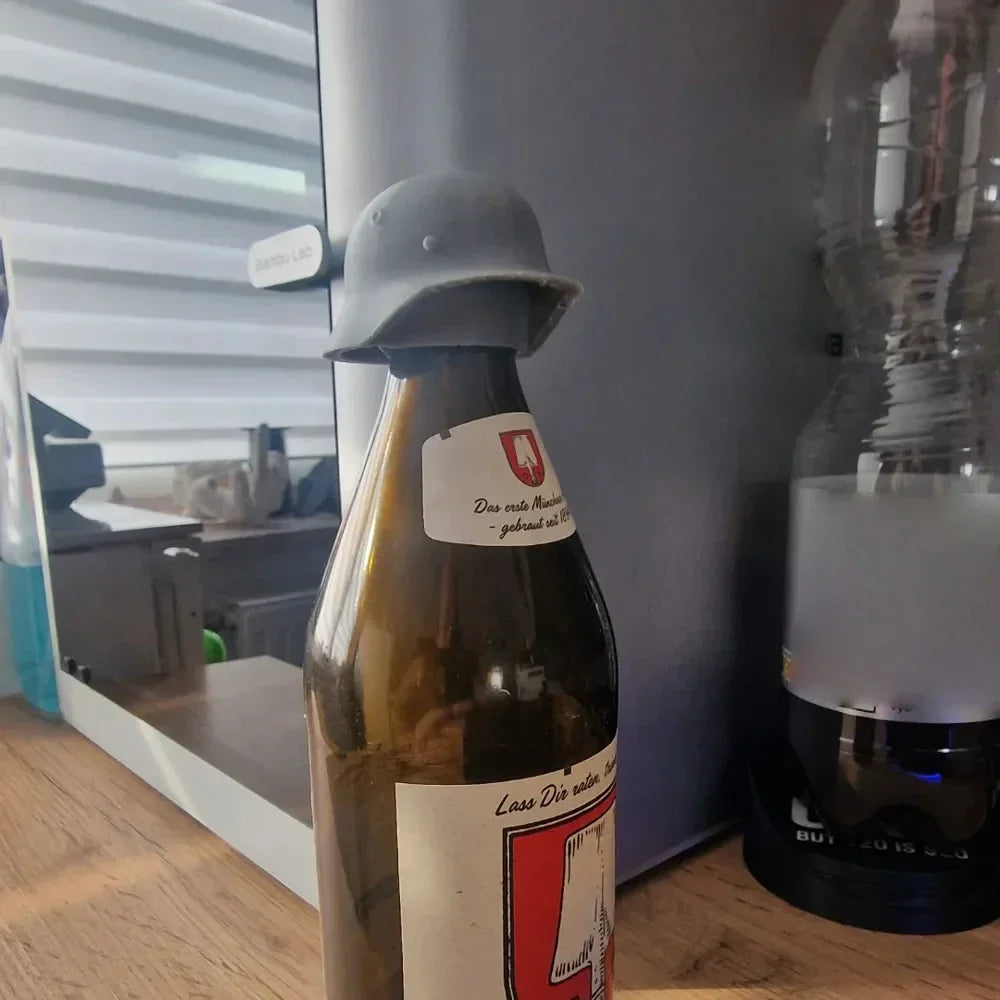 Helm Flaschenverschluss aus 3D-Druck – Witziger Militärhelm-Flaschendeckel für Bier, Wein & Whiskey