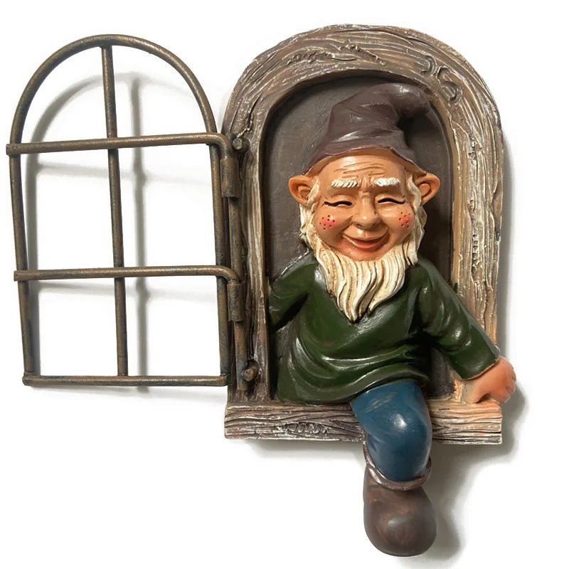 Frecher Gartenzwerg – Zwerg aus Tür, Fenster & Baum