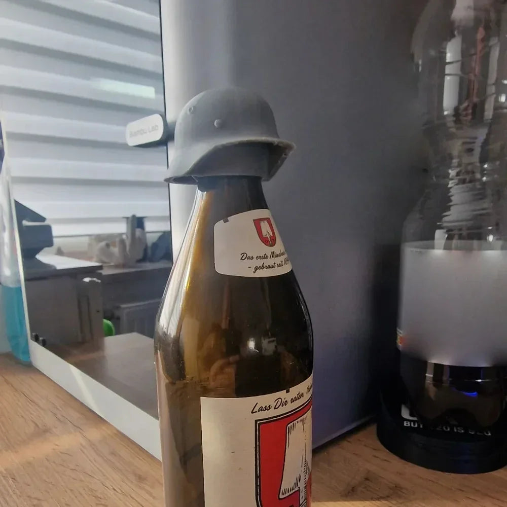 Helm Flaschenverschluss aus 3D-Druck – Witziger Militärhelm-Flaschendeckel für Bier, Wein & Whiskey