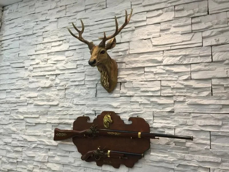 Kreative Hirschkopf Wanddekoration