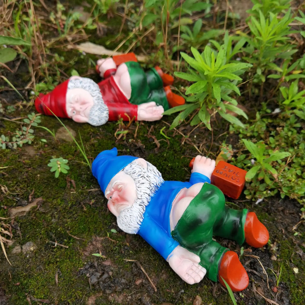 Betrunkener Zwerg aus Resin – Witzige Gartenfigur & Miniatur-Deko für Haus, Büro & Garten