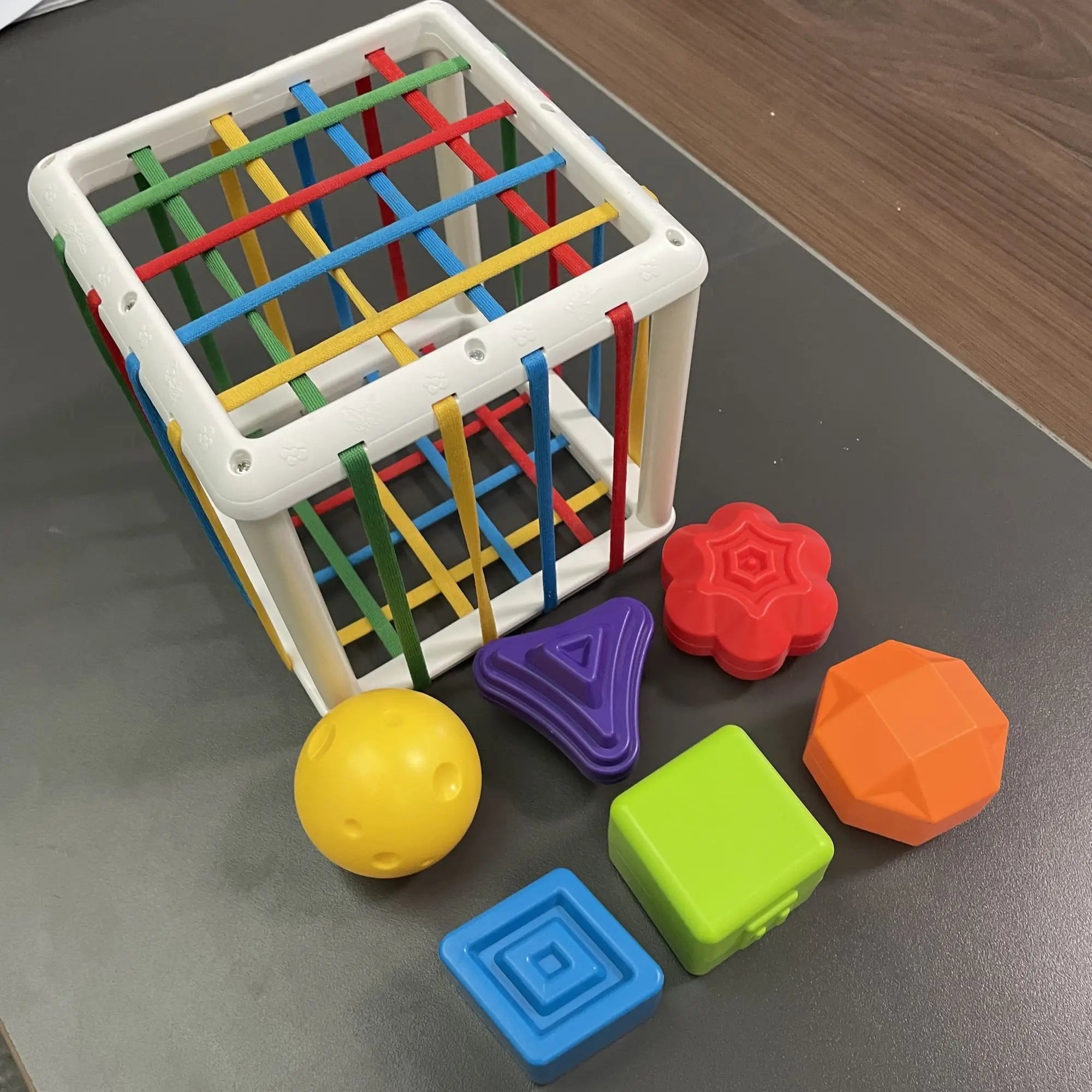 Montessori Regenbogen Greifspielzeug – Sensorisches Frühförderungs-Spielzeug für Babys (0–12 Monate)