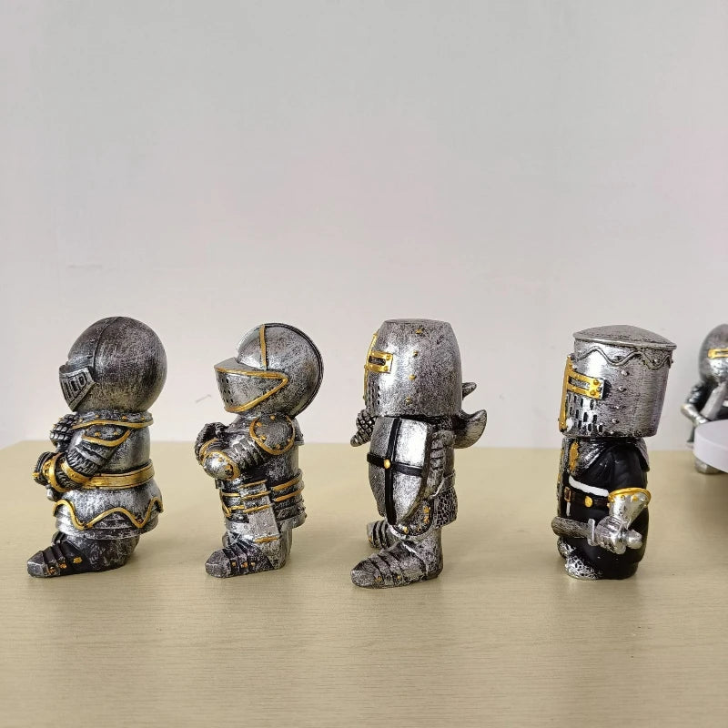 Knight Dwarf – The bravest warrior who ever guarded a flowerpot