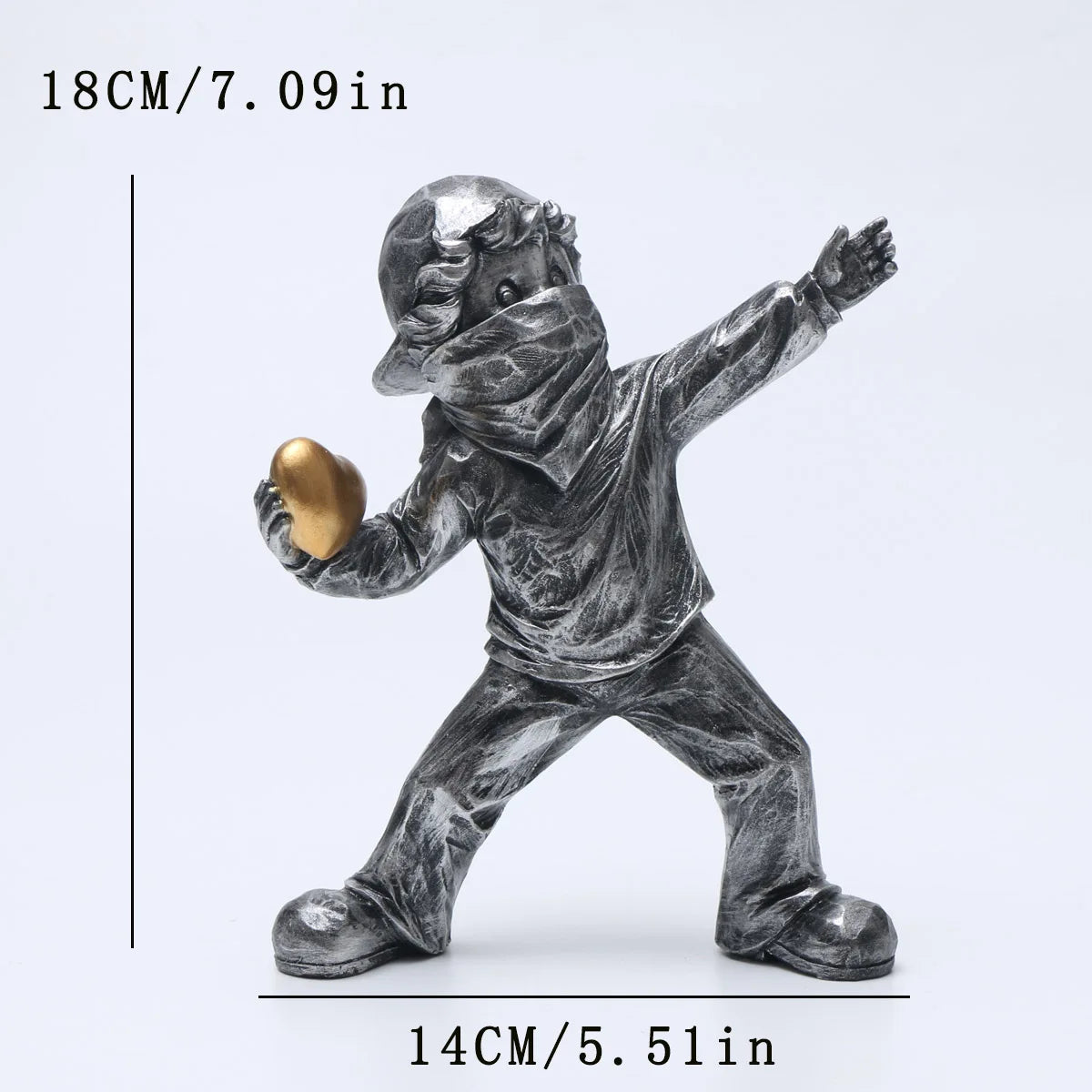 Banksy Herzwerfer Skulptur – Street-Art-Ikone als Kunstharz-Figur