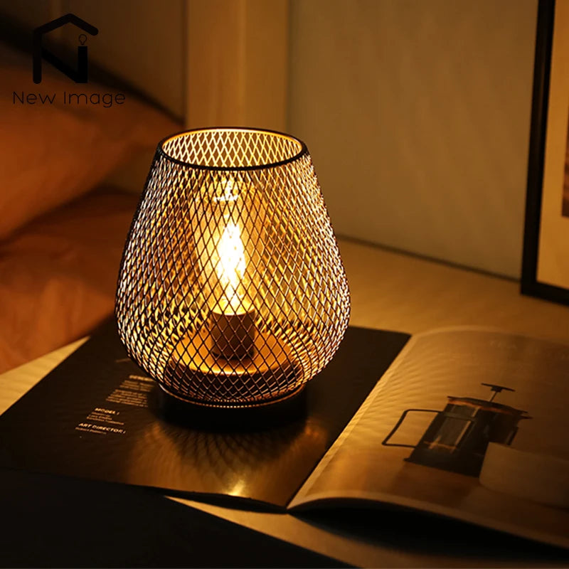Nordische Metall-Käfig-Laterne mit LED – Kabellose Tischlampe
