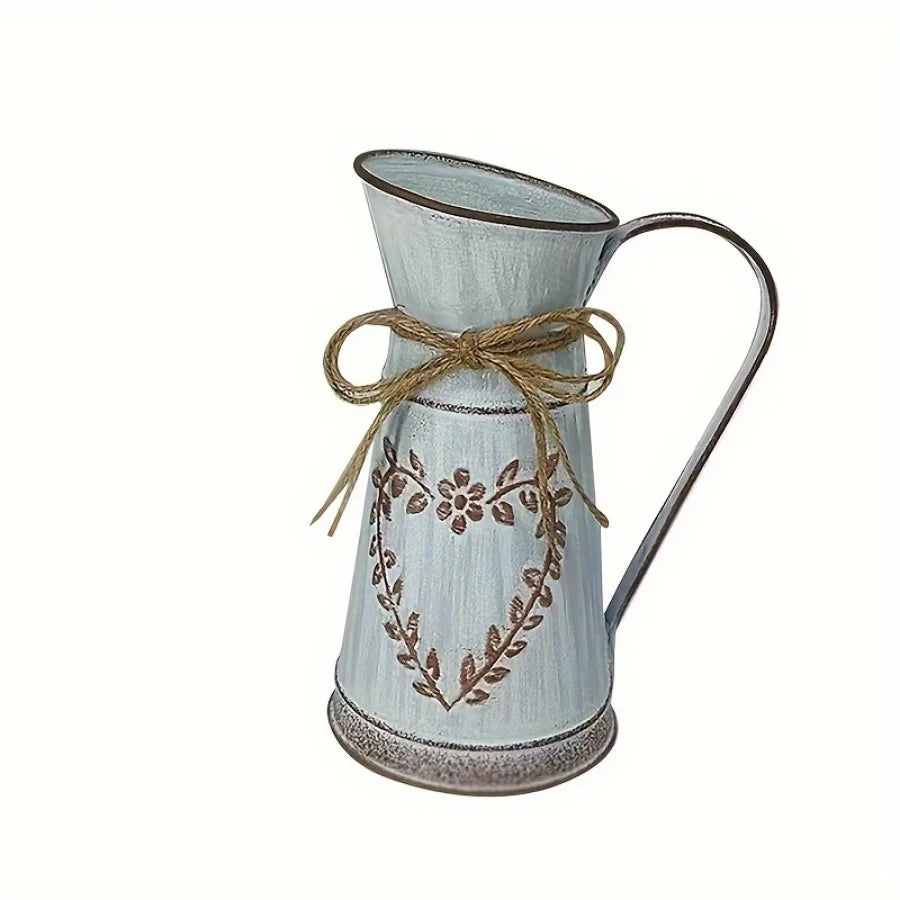 Vintage Metallvase im Französischen Farmhouse-Stil – Shabby Chic für Zuhause & Garten